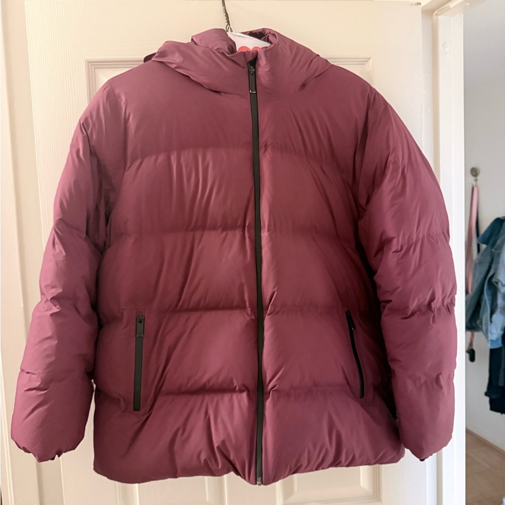 Aritzia super puff20, water proof, XL, wine color, super puff